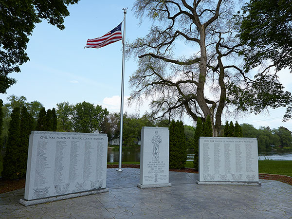 Monroe County Civil War Fallen Soldiers Memorial. Image ©2015 Look Around You Ventures, LLC.